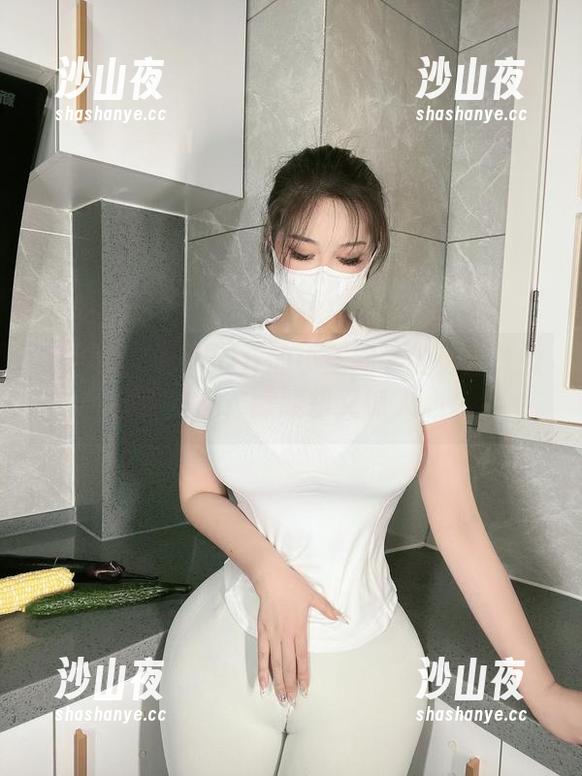 微密圈 - 看120斤的小王同学的无圣光女教官作品，朦胧却又抓人心。