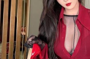 微密圈 – 有谁能抗拒120斤的小王同学的瑜伽裤全集，欢迎来评评！