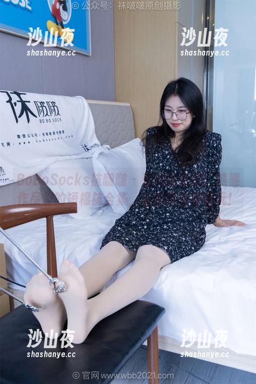 BoBoSocks袜啵啵 - 蓝色的诱惑：熊熊作品里的短棉袜合集，让脏也变得好玩！