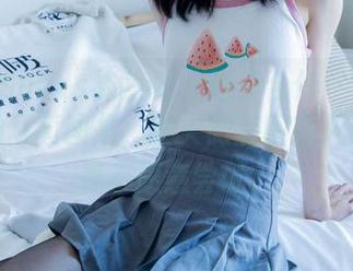 BoBoSocks袜啵啵 – 跨界合作：雪糕与肉丝的写真图集，脚尖微加固新风潮，你愿不愿意尝试？