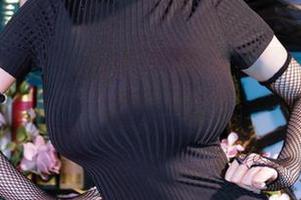 扔出瑰丽的Byoru礼服原图，我总有疑虑，这些真的适合我这样的人吗？
