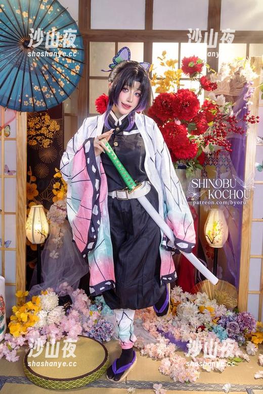 Byoru Byoru的最新力作Liliel,私拍和套图组合就像是魔法一样,让人欲罢不能~