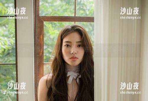 G.su(全智秀)PK职业装，一图胜千言，不信你来看！