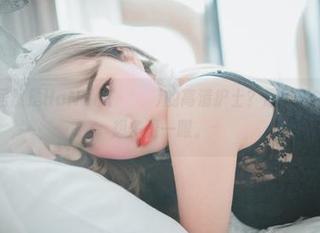等等，这居然是HaNari(하나리)的高清护士？原图里的细节让我想多看一眼。