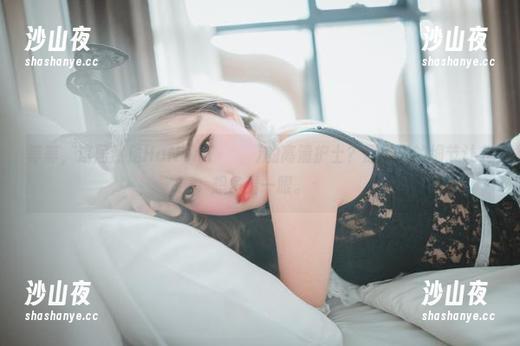 等等，这居然是HaNari(하나리)的高清护士？原图里的细节让我想多看一眼。