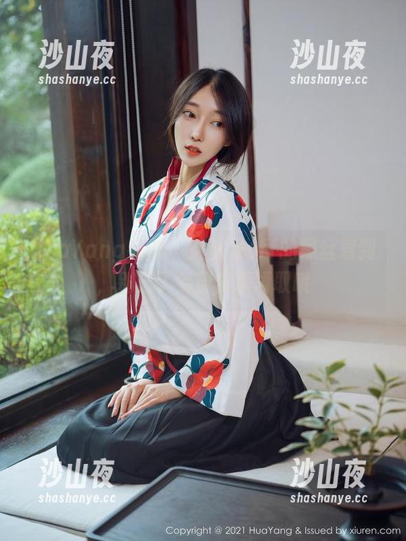 HuaYang花漾 - 沈蜜桃off的黑丝驾到，别忘了免费资源领取哦