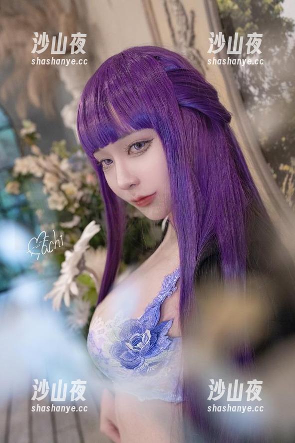 免费享用！Machi马吉的学妹写真，绝对让你目不转睛。