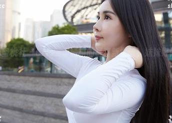 MiiTao蜜桃社 – Cris_卓娅祺的写真新尝试，妹妹好像比她还抢镜。