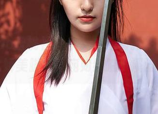 MiiTao蜜桃社 – 李梦婷的最新图包，包含娇美脚丫，宛如细腻小溪流淌