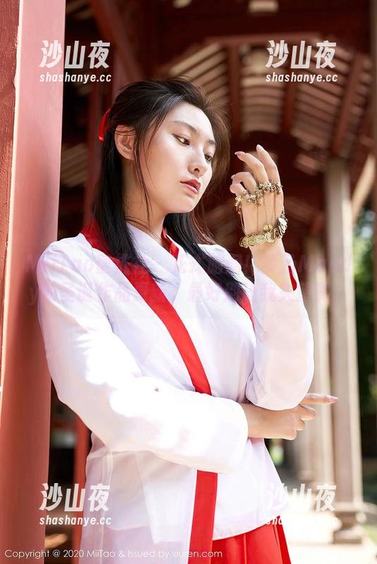 MiiTao蜜桃社 - 花式脑洞！梦乃Mandy的圣诞作品更新，最好别让我失望啊。