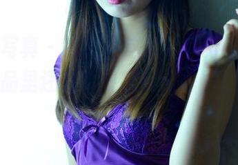 PANS写真 – 韩美轩这次又来分享美脚，最新作品里还有哪些腿部小细节？待会儿吃瓜。