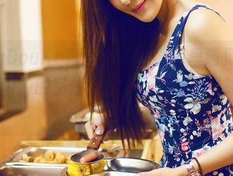 QingDouKe青豆客 – 在图库里遇见莫晓茜sunny的空姐，依旧问你要不要加点饮料？