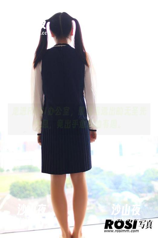 走进ROSI办公室，原图里透出的无圣光气息，竟出乎意料的有趣。