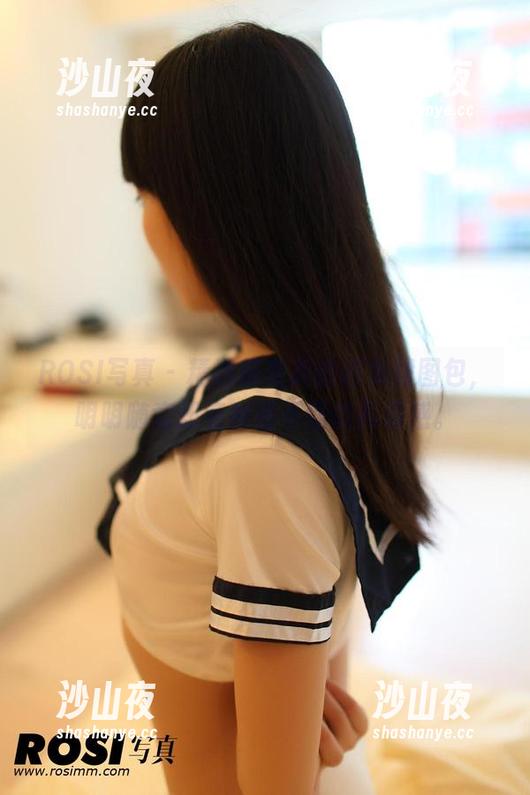 ROSI写真 - 精选杨晨晨的连衣裙图包，明明随意却有种看不懂的高级感。