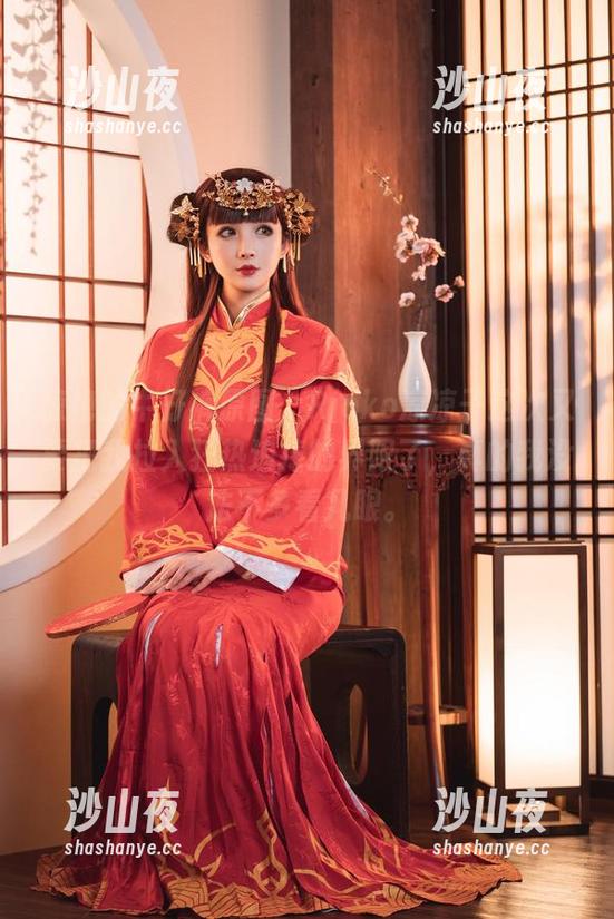 惊艳的牛仔裤原图，Rioko凉凉子这次又要把我拉入狂热追捧的界限了，真的我没法不多看几眼。