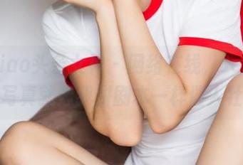 TouTiao头条女神 – 网络在线，JennyR运动写真就像我拼剧本一样催人壮志。
