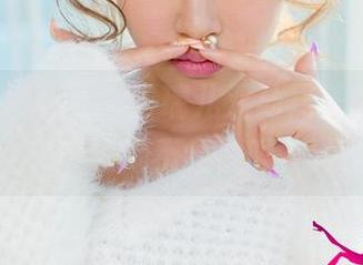UGirls尤果网 – 王瑞儿双马尾美图更新，难道她不会累吗？