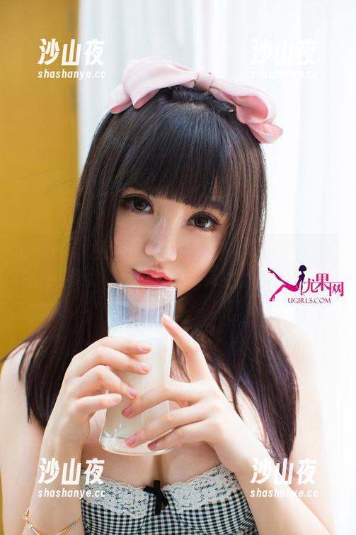 UGirls尤果网 - 透明图包？郭婉祈可能在教我们如何‘看’更深层次的美！