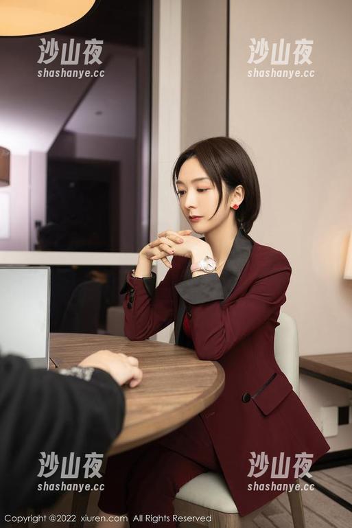Xiuren秀人网-奈汐酱nice Xiuren秀人网 - 当奈汐酱nice穿上校服,人生就是一场写真合集的燃情大戏!