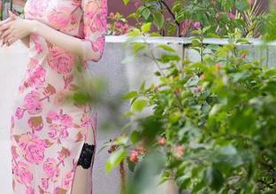Xiuren秀人网 – 在线写真里，月夕Lily用裤里丝刷新了我的审美标准