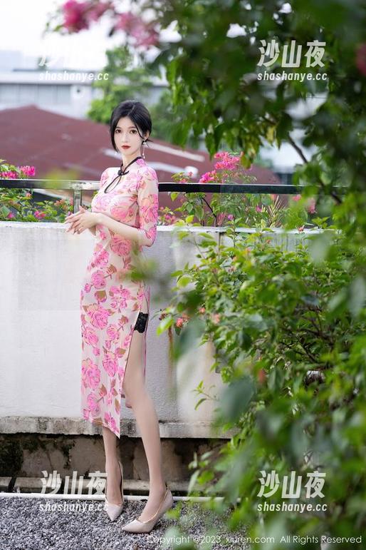 Xiuren秀人网 - 在线写真里，月夕Lily用裤里丝刷新了我的审美标准