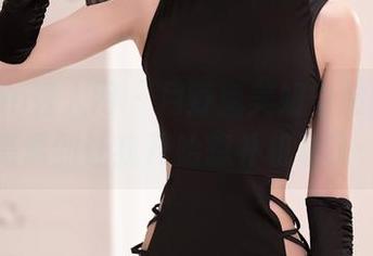 Xiuren秀人网 – 月野兔美妞空姐图集，高清到让我开始想补机票了…