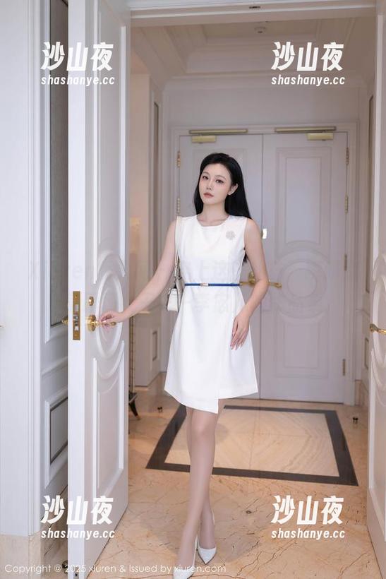 Xiuren秀人网 - 穿上这些丝袜，瞬间变身职场女王——李宓儿的作品集