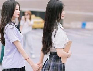 YouMi尤蜜荟 – 这Egg-尤妮丝Egg的少女写真合集，真让人想发一条旧梦的微信……