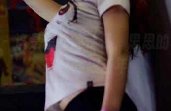 pans – 这是怎样的情怀，思思的校服写真让我想当年