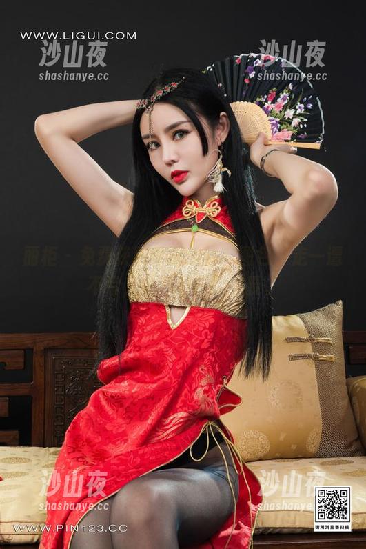 丽柜 - 免费获取伊园的秘密图包，走一遭不亏，虽然不一定想要。