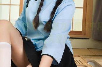 丽柜 – 安安的水手服魅力，图库中精选不让人失望！