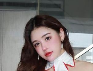 微密圈 – 开启于芷晴的浴室写真更新模式，别告诉我你不想在浴缸里搞点事情……