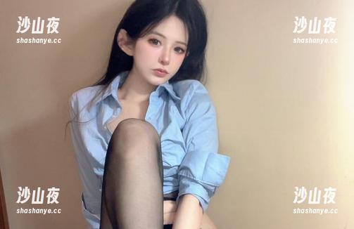 猫一样的透明气质，倦倦喵精选写真×懒洋洋。