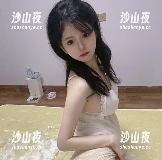 不必太紧张，倦倦喵新年特供！最新甘雨魅魔风图片等你来看！