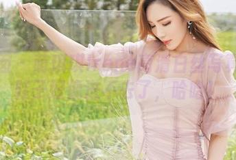 嗲囡囡 – 萌琪琪Irene高清白丝写真集：鞋子好像进不去了，哈哈！