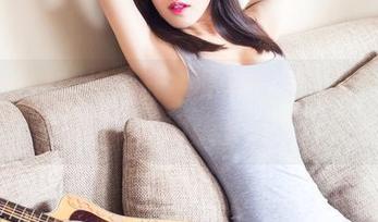 头条女神 – 这一缸水带来的，不只是艾小青的美图