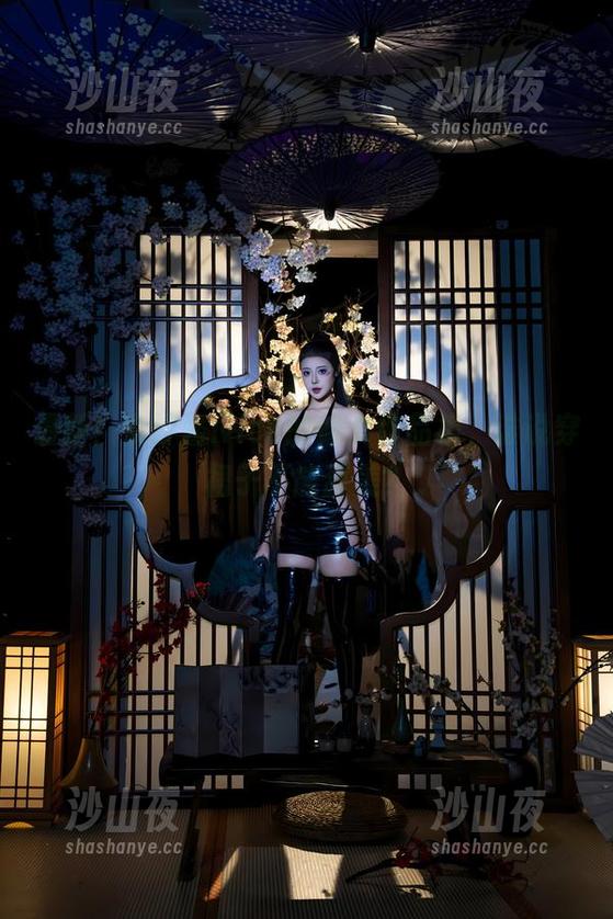 最新！奈汐酱Nice的修女作品集，谁说穿裙子不能甜美？