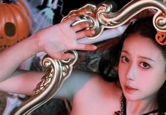 别捂了，奈汐酱Nice的夏天图片合集，冰西瓜都要流泪了！