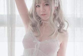 我才刚看到宅夏yoko的索尼子婚纱，福利好像超出了我的想象！图包在哪里呢？