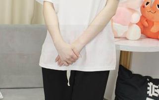 小众视觉 – 今晚只想看婷婷的私拍，透明图包保证一切都“裸”露！