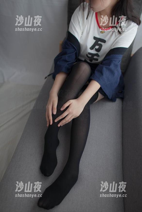 少女秩序-晞可 少女秩序 - 晞可终于决定在浴室拍照了,高清图包随便翻翻,为啥让我忽然有种想剁手的冲动?