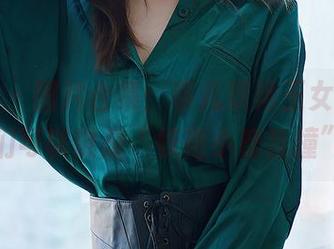 尤蜜荟 – 图片合集：菲儿妖艳玉女，或者我们可以说是“妖艳小鹿乱撞”。