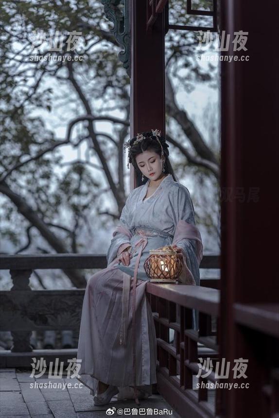 原图让人捧腹，巴鲁巴鲁BaRu的双马尾，你能做到吗？