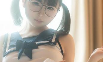 混搭时尚与温泉，幼水铃衣的体操服壁纸合集。