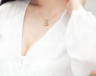 推女神 – 施忆佳的“油亮”图包，让下载变得足够有趣，再也不必担心照片秋冬的干燥法则！