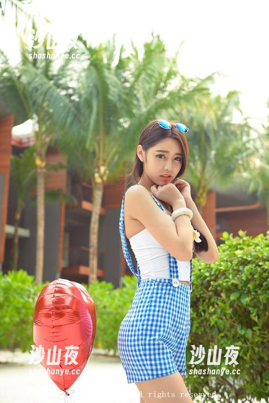 推女神 - 王语纯私拍图包：我发现海风好像特别会撩人，不能不信！
