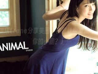 推女神 – 萌琪琪Lrene分享美图，裤里丝也能撩动你的心（或者你的小腿？）