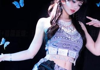星黛鹿鹿i+苗疆蓝蝶：这搭配刷新了我的审美，赶紧去图库！