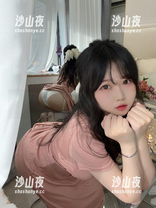 是依酱吖的兔女郎，没了圣光却闪着自己的光！