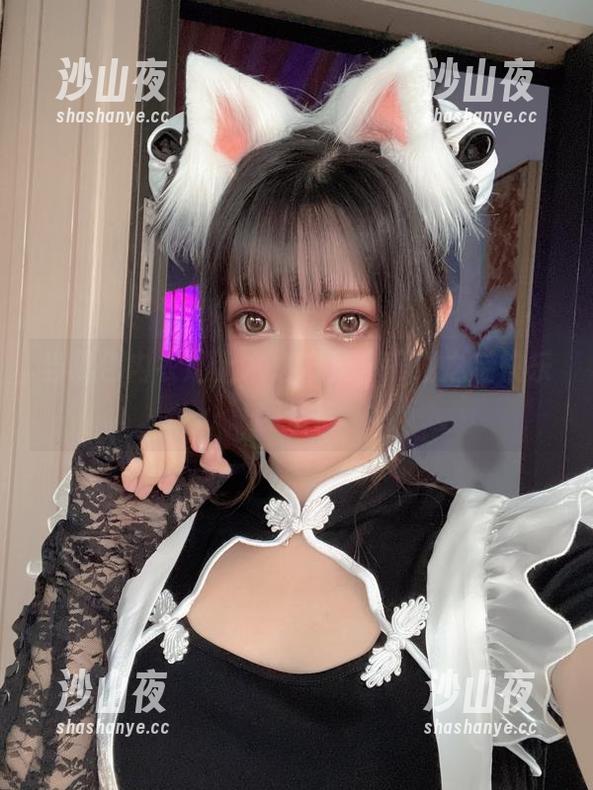 当黑色内衣遇上木之本果，下载之后快乐翻倍！